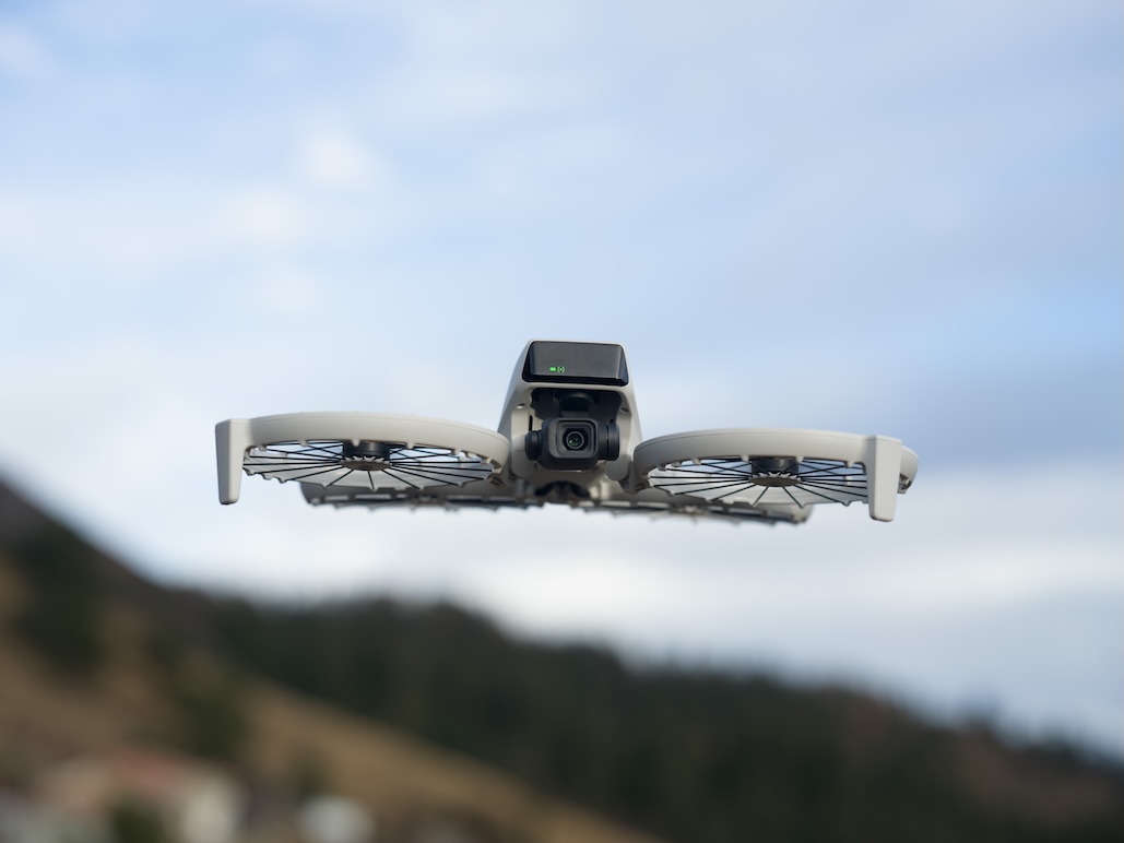 Dji Launches All-In-One Vlog Camera Drone With Dji Flip