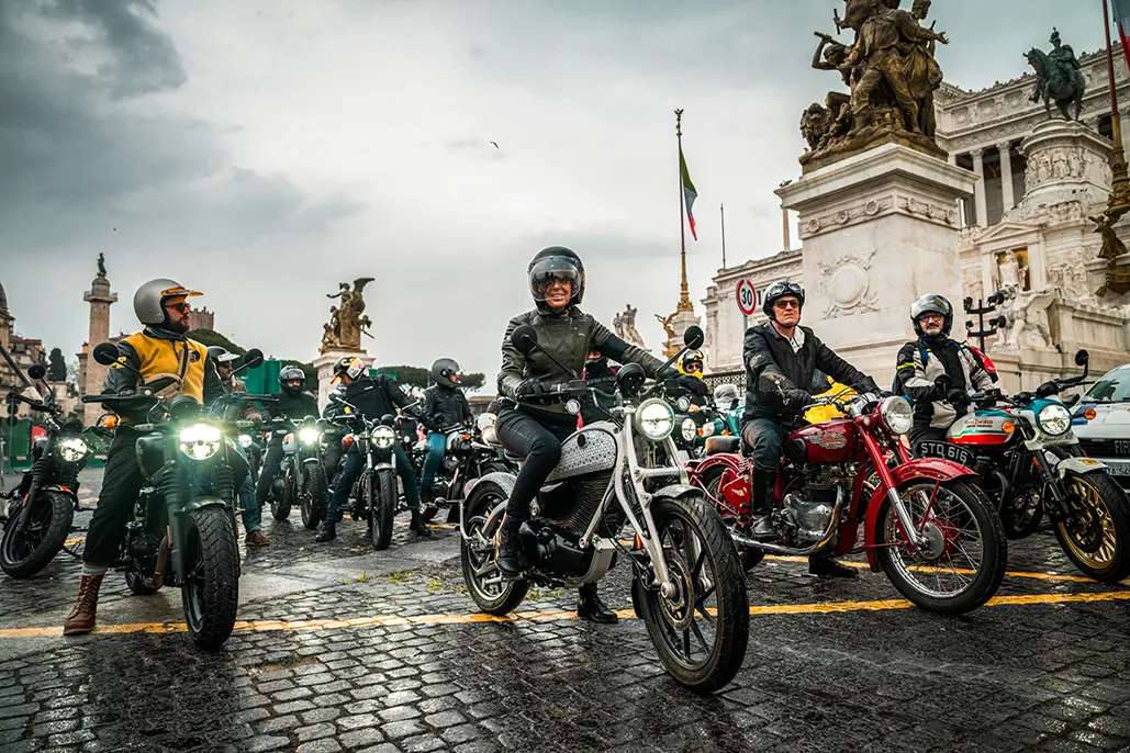 Royal Enfield X Rome Marathon - The Eternal City Echoes To The Heart Beat Of Royal Enfield: Past, Present And Future