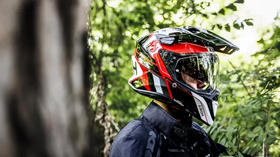 Airoh: The Adventure Range – Commander 2 And Bandit