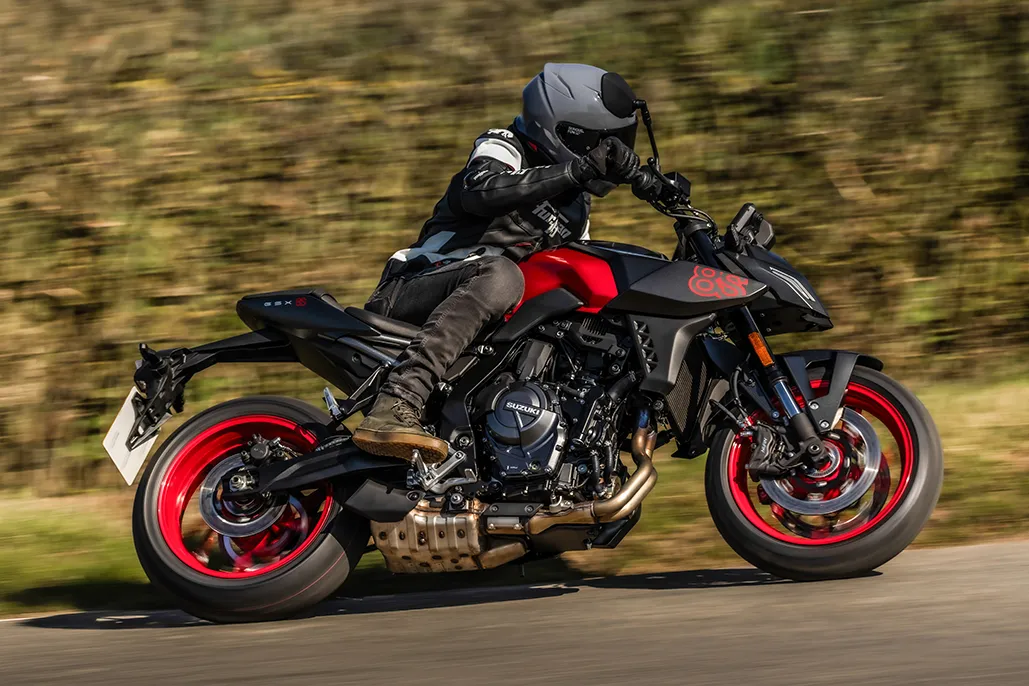 New Colours For Award-Winning Suzuki 8S